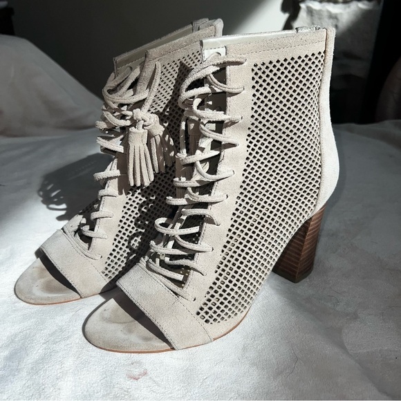 Marc Fisher Shaini Ankle Bootie sz 7.5 - Picture 2 of 7